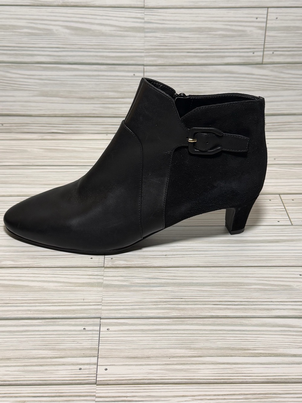 Cole Haan Grand OS Black Leather Ankle Booties Buckle Heel Womens 8B